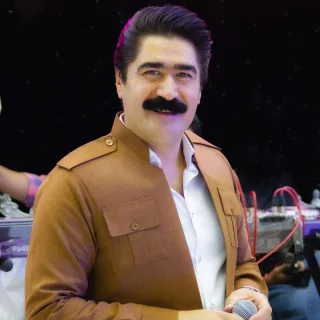 کورش عزیزی